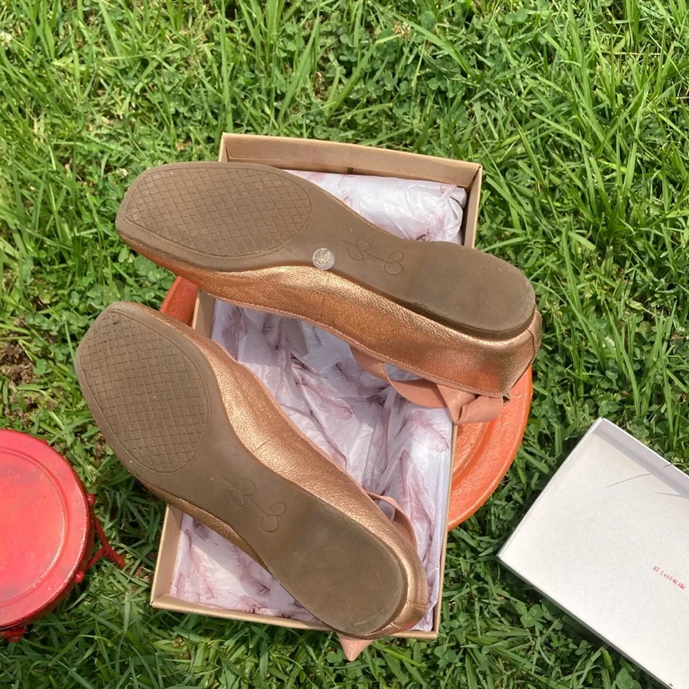 Beautiful Jessica Simpson ballerina ankle strap flats with faux stones. - Picture 7 of 14